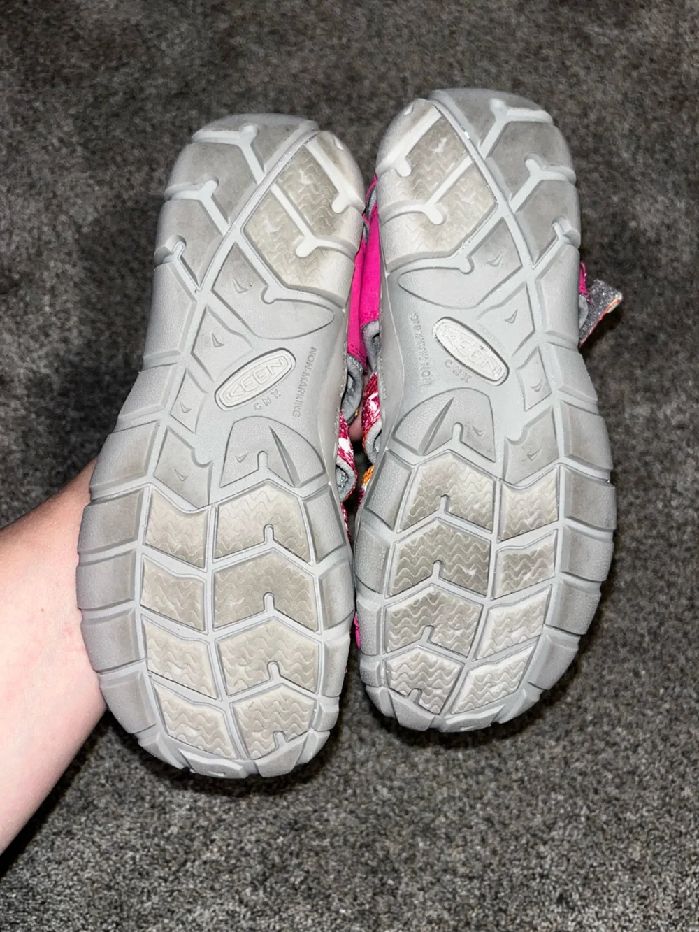 Keen girls sandals pink orange euc j3